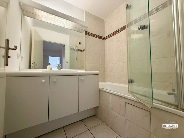 APPARTEMENT T2 A LOUER - MARCQ EN BAROEUL - 47 m2 - 810 &euro; charges comprises par mois