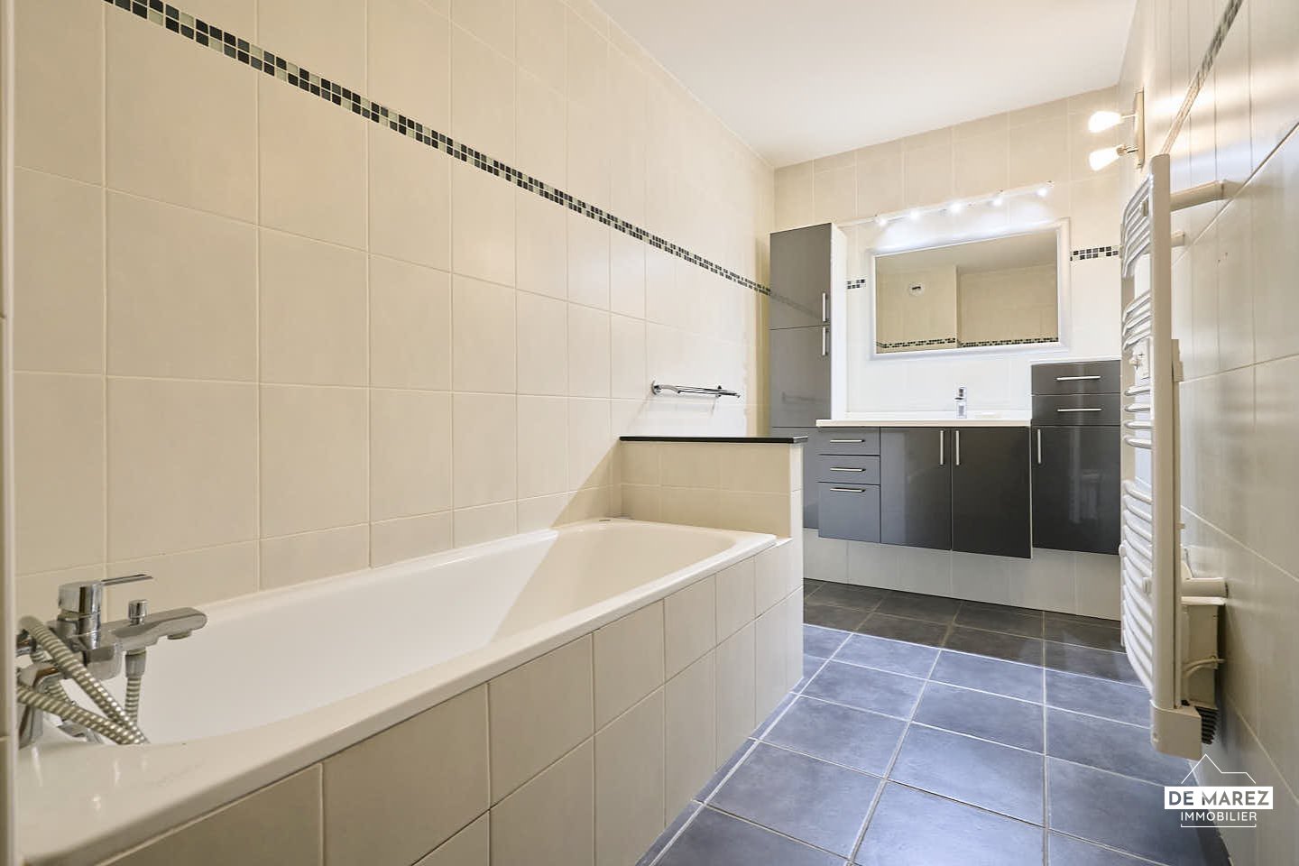 APPARTEMENT T4 A VENDRE - LILLE - 90 m2 - 335 000 &euro;